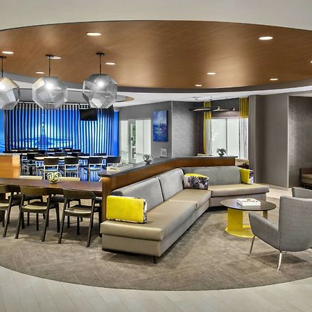 Springhill Suites Long Island Brookhaven Bellport Buitenkant foto