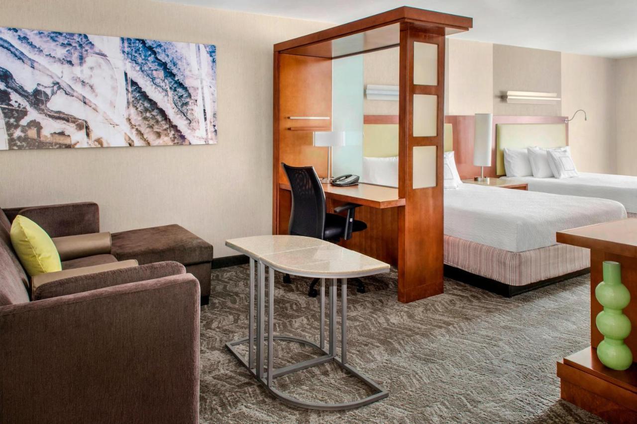 Springhill Suites Long Island Brookhaven Bellport Buitenkant foto