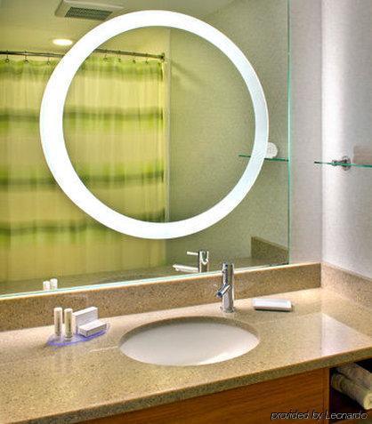 Springhill Suites Long Island Brookhaven Bellport Buitenkant foto
