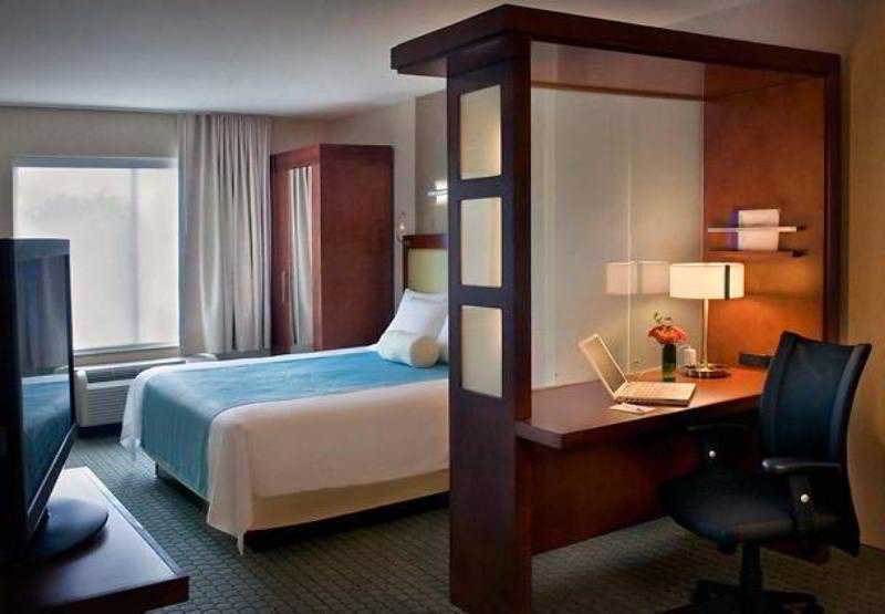 Springhill Suites Long Island Brookhaven Bellport Buitenkant foto